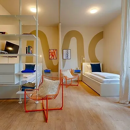 Mowo Connekt - Monteurwohnungen In Apartmanhotel Kitzingen